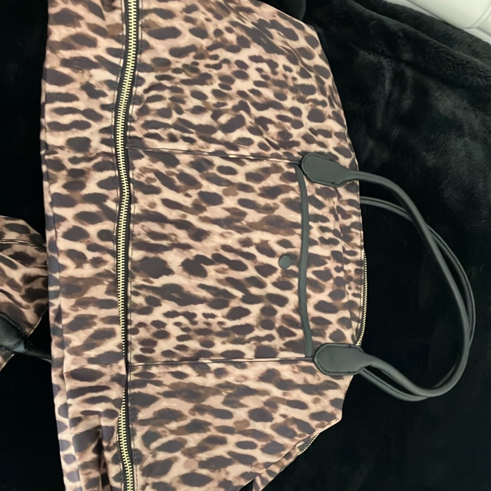 Banana Republic bags